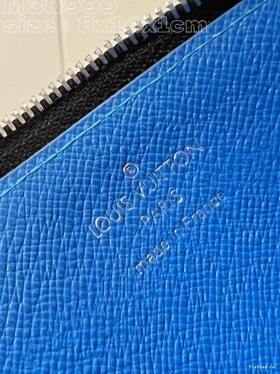First bag ru COIN HOLDER-8*14.5*1CM LOUIS VUITTON CARD 0801